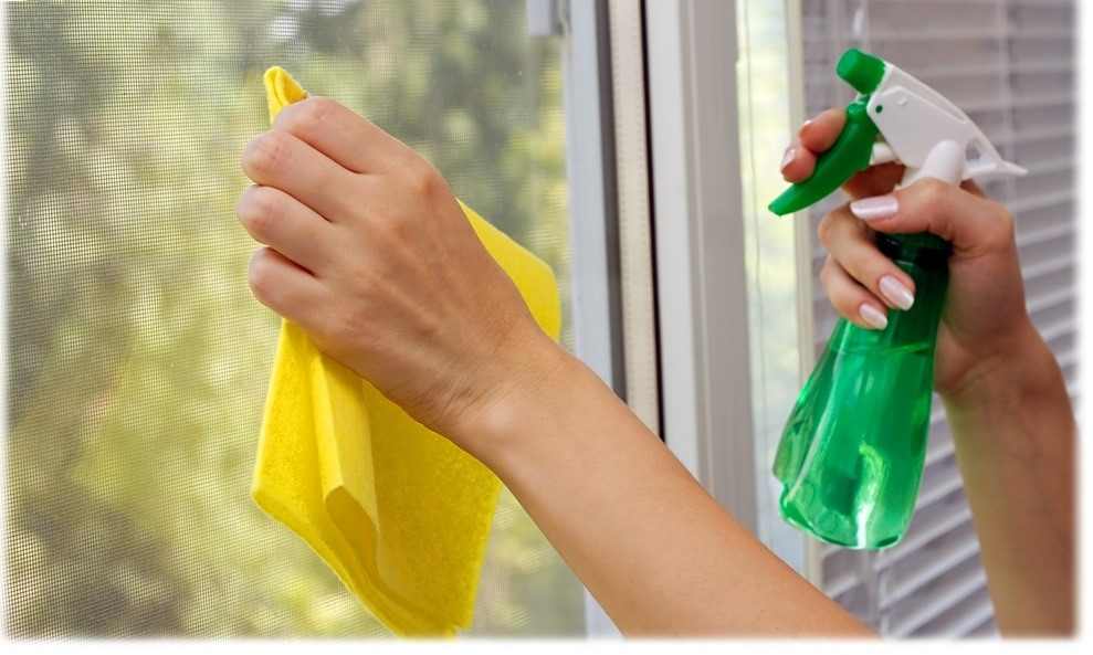 При мытье стекол чаще меняйте воду, чтобы не оставалось разводов